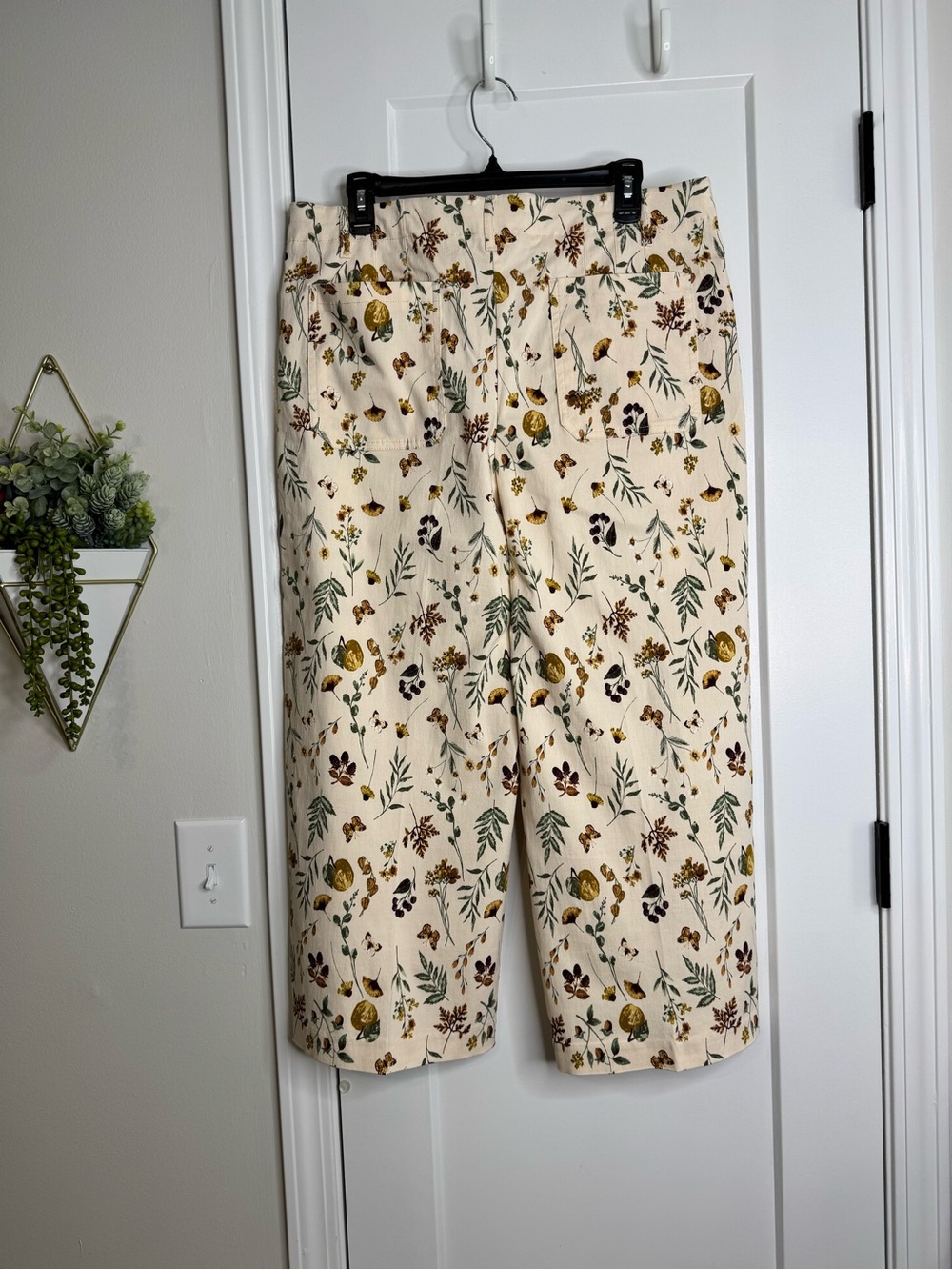 Jules & Leopold Fall Print Crop Pants - Picture 7 of 7